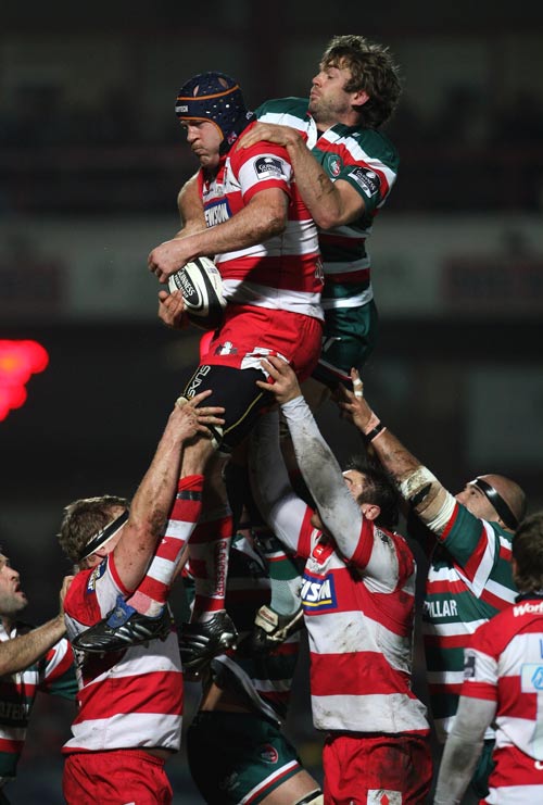 Gloucester's Peter Buxton claims a lineout