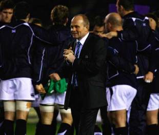 Scotland coach Andy Robinson anticipates kick-off, Scotland v Australia, Murrayfield, November 21, 2009