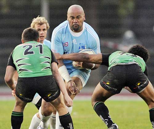 Marseille Vitrolles high-profile signing Jonah Lomu braces for a tackle