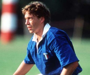 Italy fly-half Diego Dominguez lines up a kick against Romania, October 1, 1994