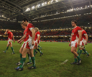 Dejected Wales players troop from the field, Wales v Australia, Millennium Stadium, November 28, 2009