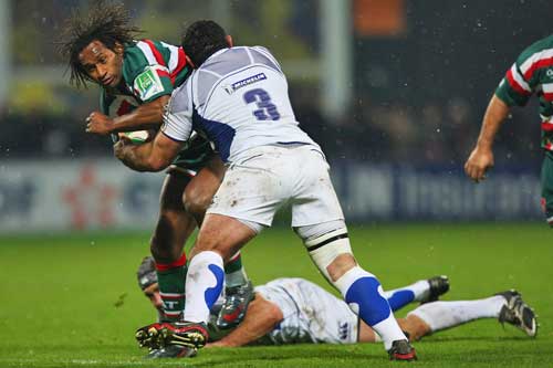 Leicester's Lote Tuqiri is tackled by Clermont Auvergne's David Zirakashvili