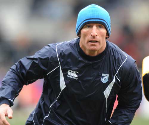Cardiff Blues' Gareth Thomas prepares for his side's clash with Toulouse