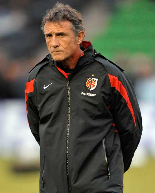 Toulouse head coach Guy Noves prepares for a game