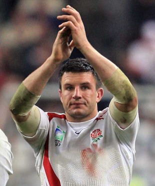 England flanker Martin Corry applauds the crowd, South Africa v England, Rugby World Cup Final, Stade de France, October 20, 2007