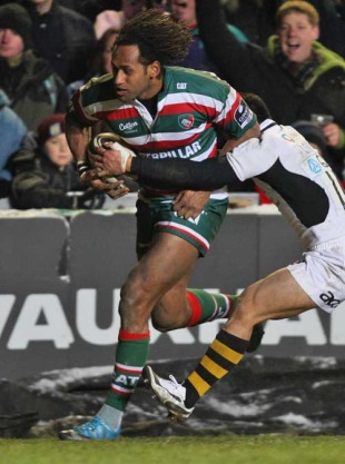 Leicester's Lote Tuqiri races in to score a try, Leicester Tigers v London Wasps, Guinness Premiership, Welford Road, Leicester, England, January 9, 2010