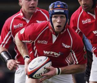 Scarlets flanker Simon Easterby pictured during the Anglo-Welsh Cup clash with Harlequins, October 1 2006.