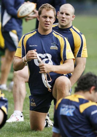 Brumbies skipper Stephen Hoiles warms up for a pre-season session, Brumbies pre-season training session, Griffith Oval, Canberra, Australia, January 18, 2010