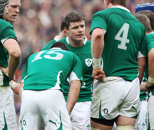 Ireland captain Brian O'Driscoll rallies his troops