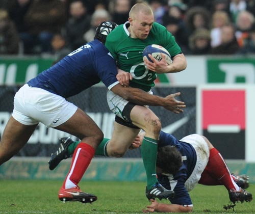 Ireland wing Keith Earls charges forward