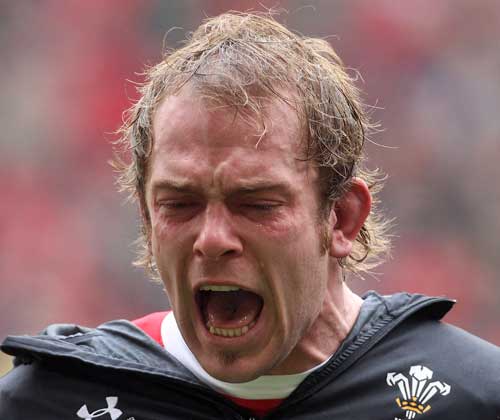Wales' Alun-Wyn Jones belts out his country's national anthem