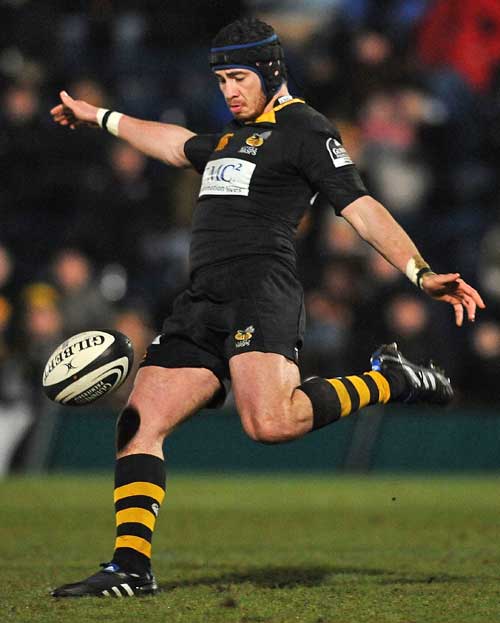 Wasps fly-half Danny Cipriani kicks the ball