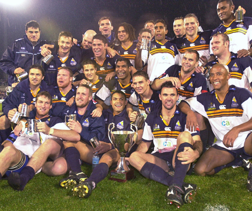 The Brumbies celebrate winning the 2001 Super 12 title