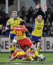 Perpignan fly-half Nicolas Laharrague slots a drop-goal
